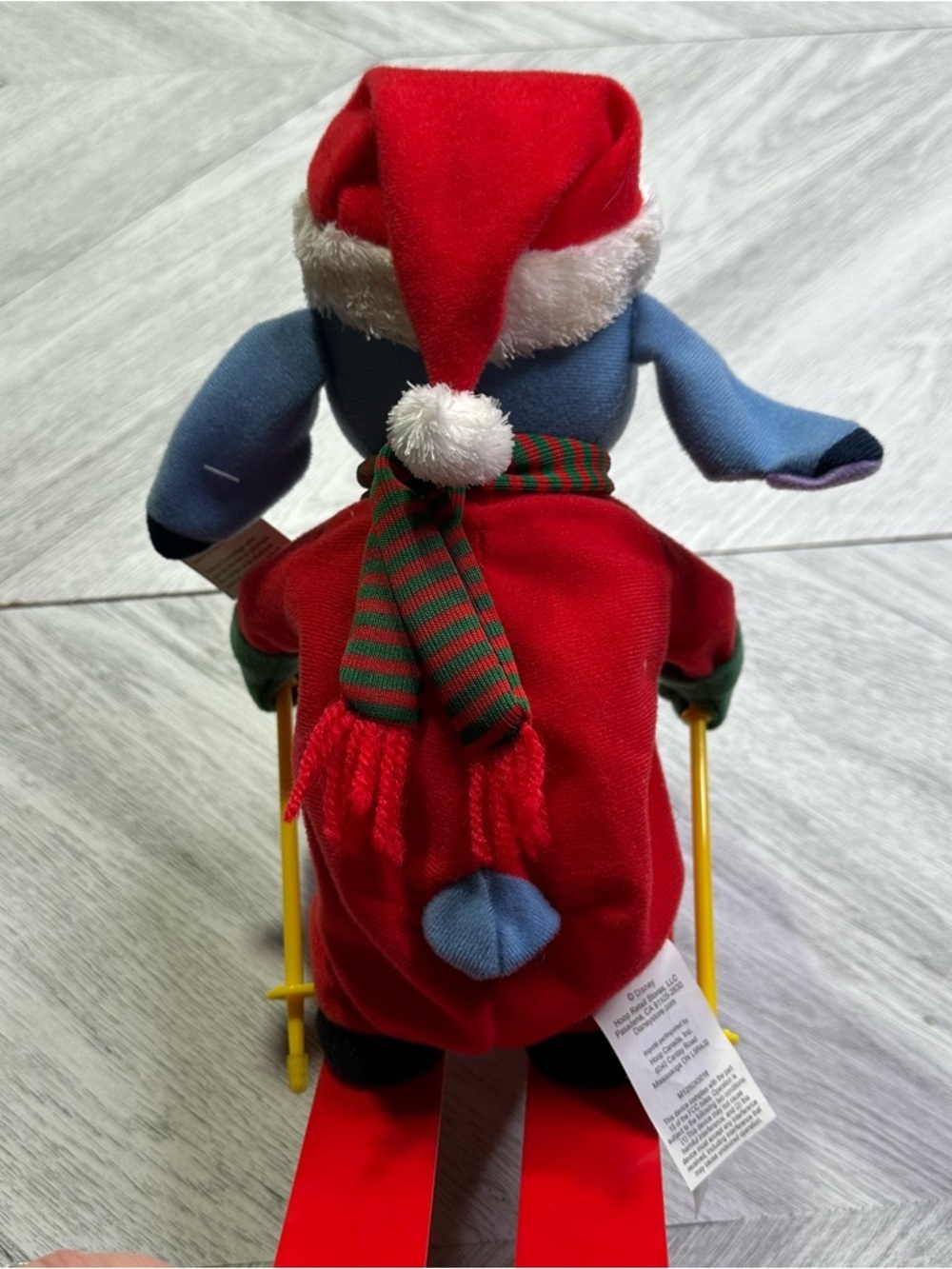 DISNEY FLIP & SKI STITCH CHRISTMAS PLUSH. - Picture 3 of 7